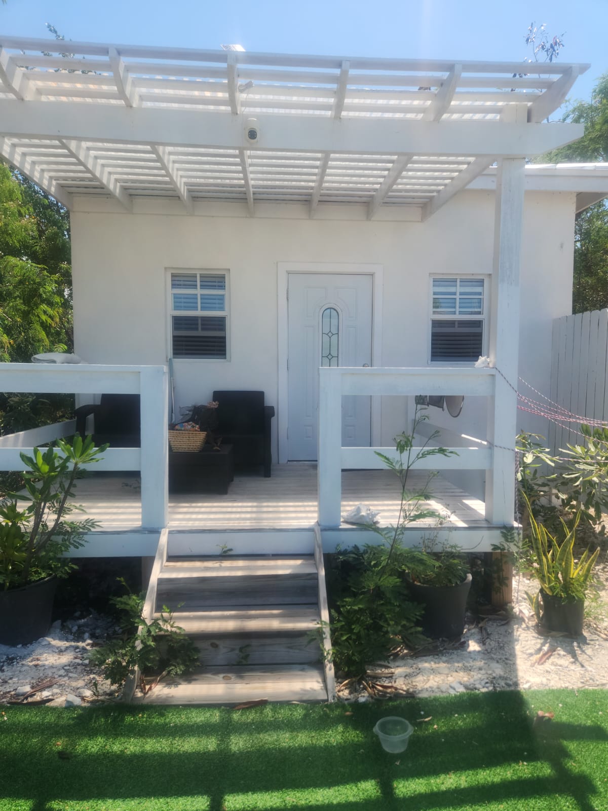 Jolly Realty TCI Long Bay Studio for Rent